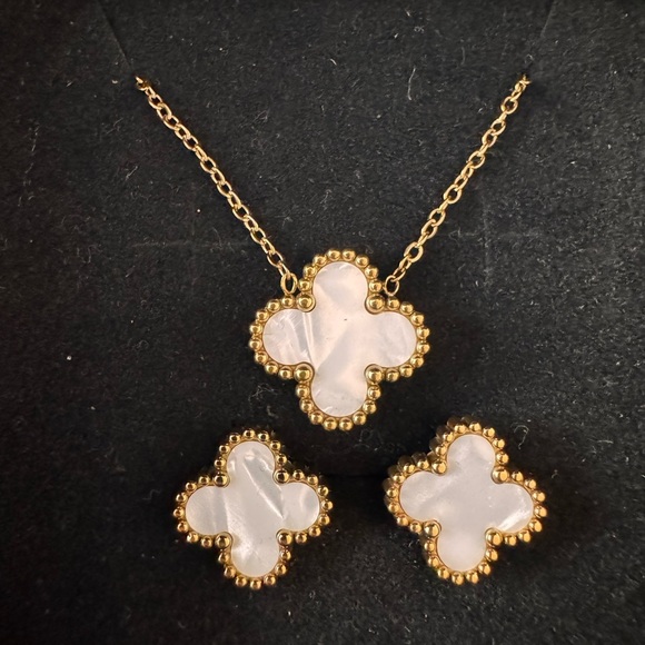 Gold and White Clover Pendant Necklace and Earrings Set - Picture 2 of 8